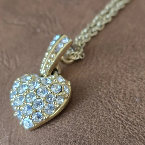 FLASH SALE! Vintage Monet Rhinestone Heart Necklace Goldtone - Picture 3 of 5